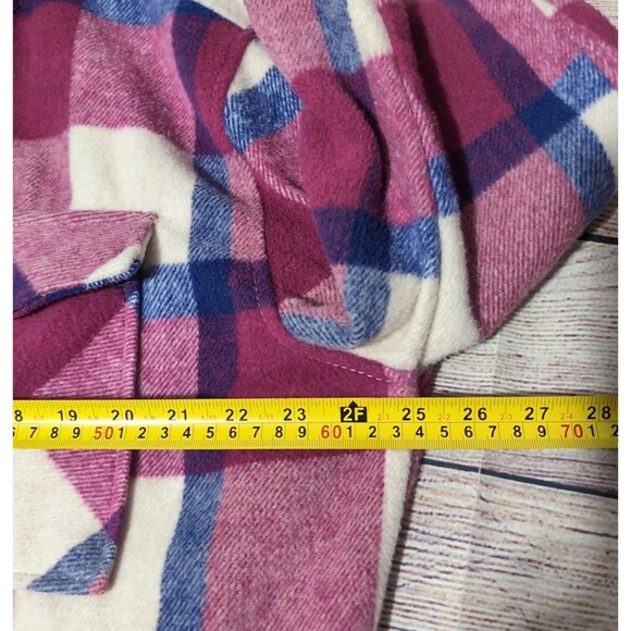 Women's Flannel Shacket Size XL Button Up Long Sleeve Warm Plaid Purple Pink - Picture 6 of 16